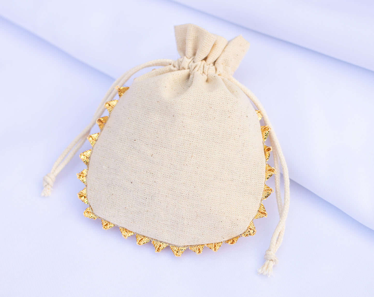 Pack of 100 - Round Golden Lace Ivory Drawstring Designer Pouch With Logo