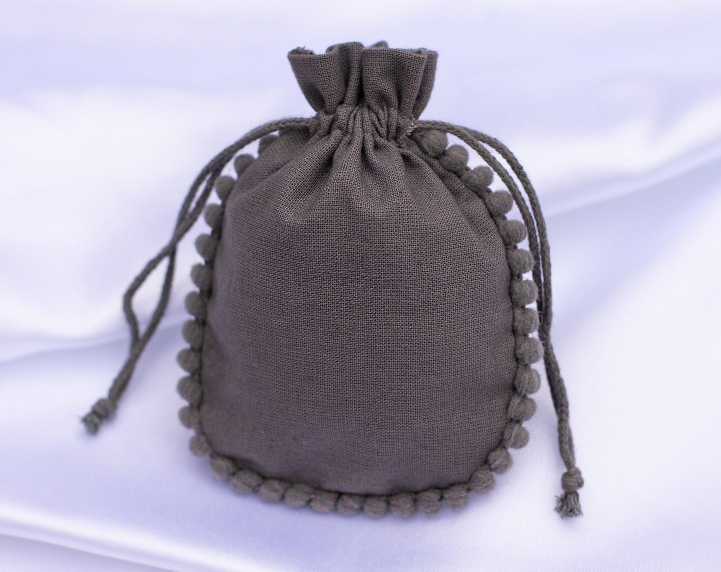 100pcs Best-Selling Designer Pouch With Logo For Jewelry Packaging