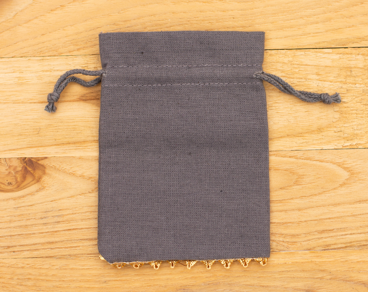 100pcs Golden Lace Designer Cotton Pouches With Logo For Sustainable Jewelry Packaging