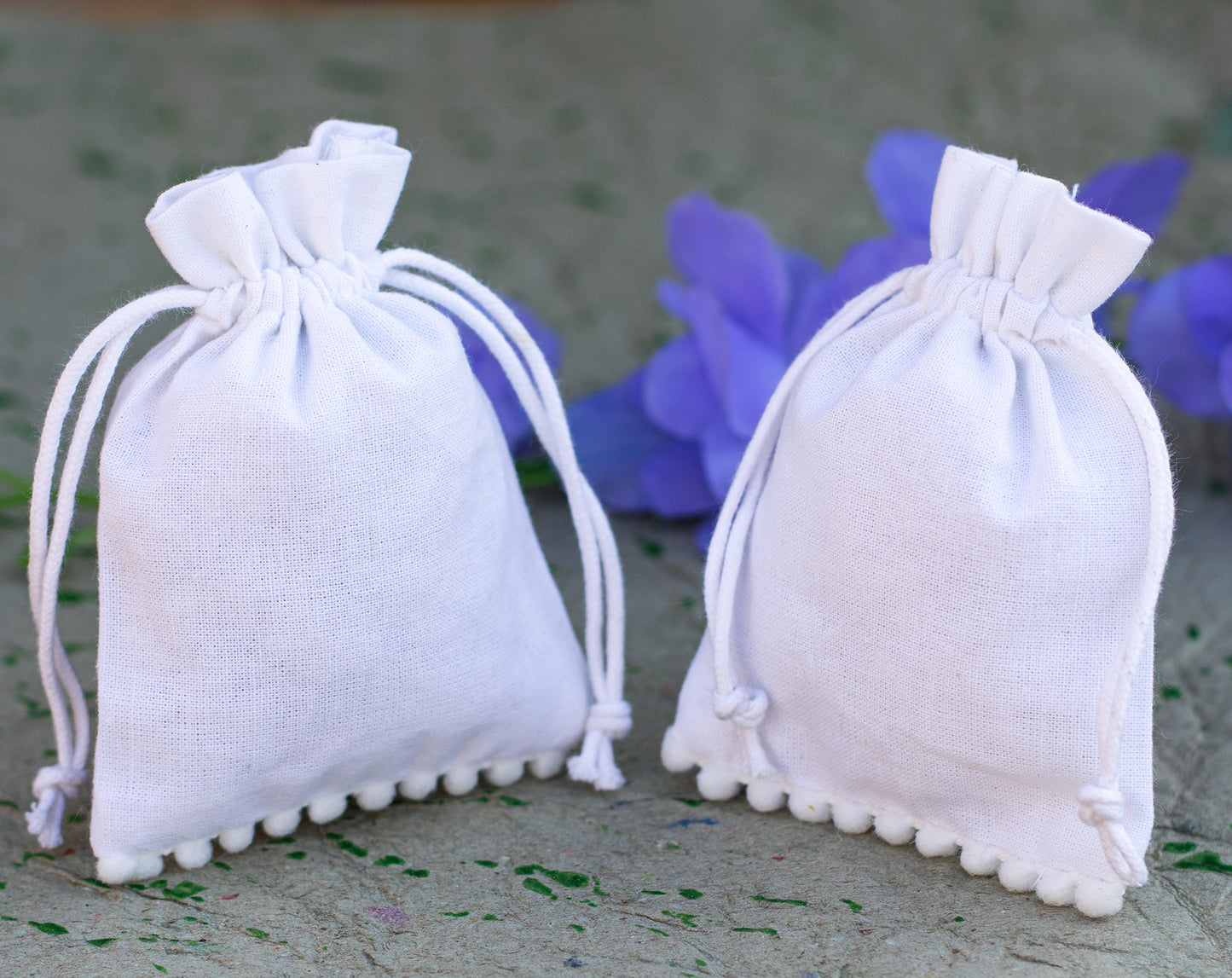 100pcs White Designer Cotton Pouches With Logo, Eco Friendly Jewelry Packaging