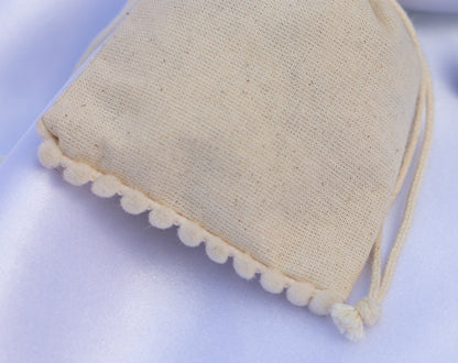 100pcs Natural Cotton Designer Drawstring Pouches With Logo for Jewelry Packaging