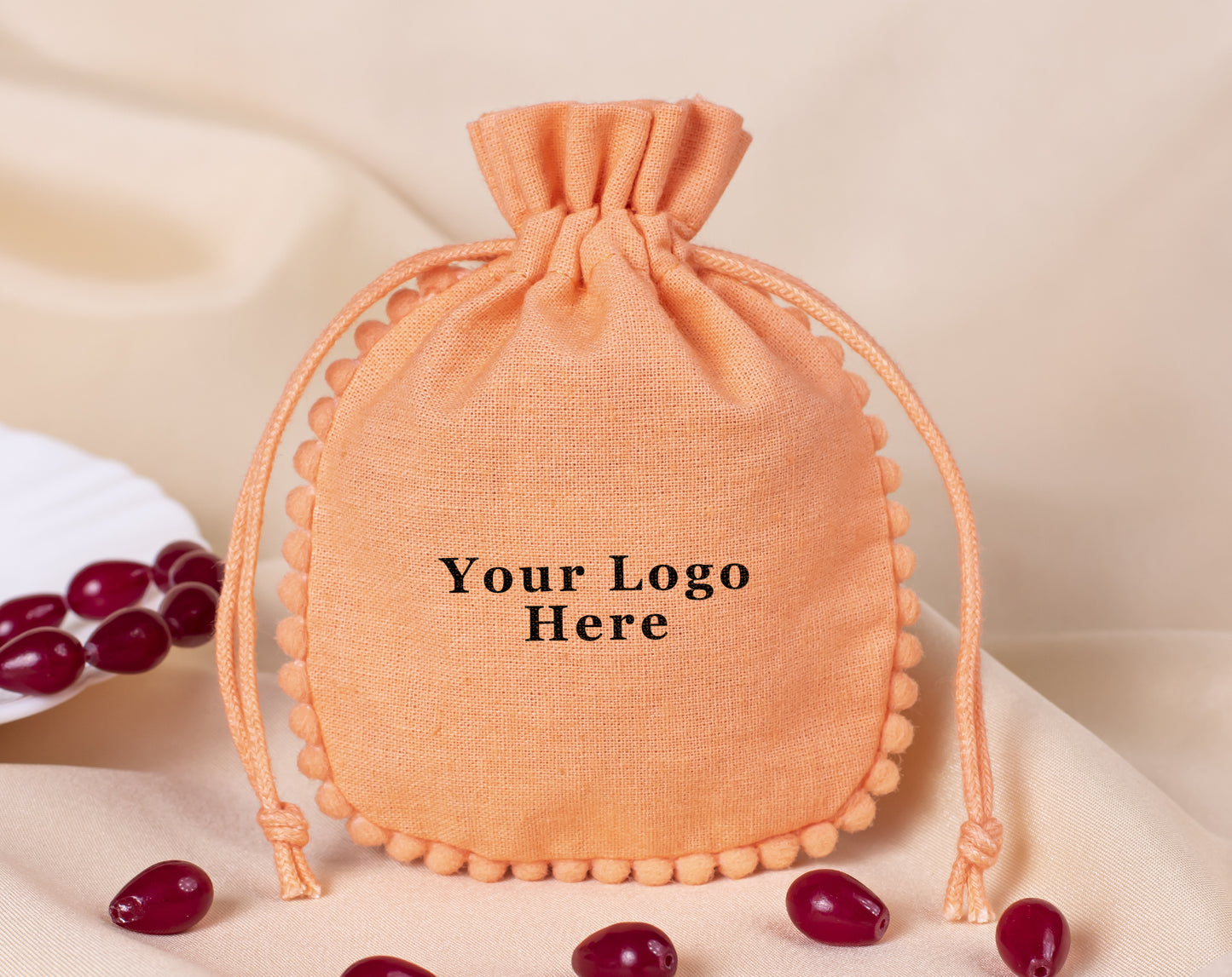 100pcs Round PomPom Pure Designer Cotton Pouches With Logo Wholesale