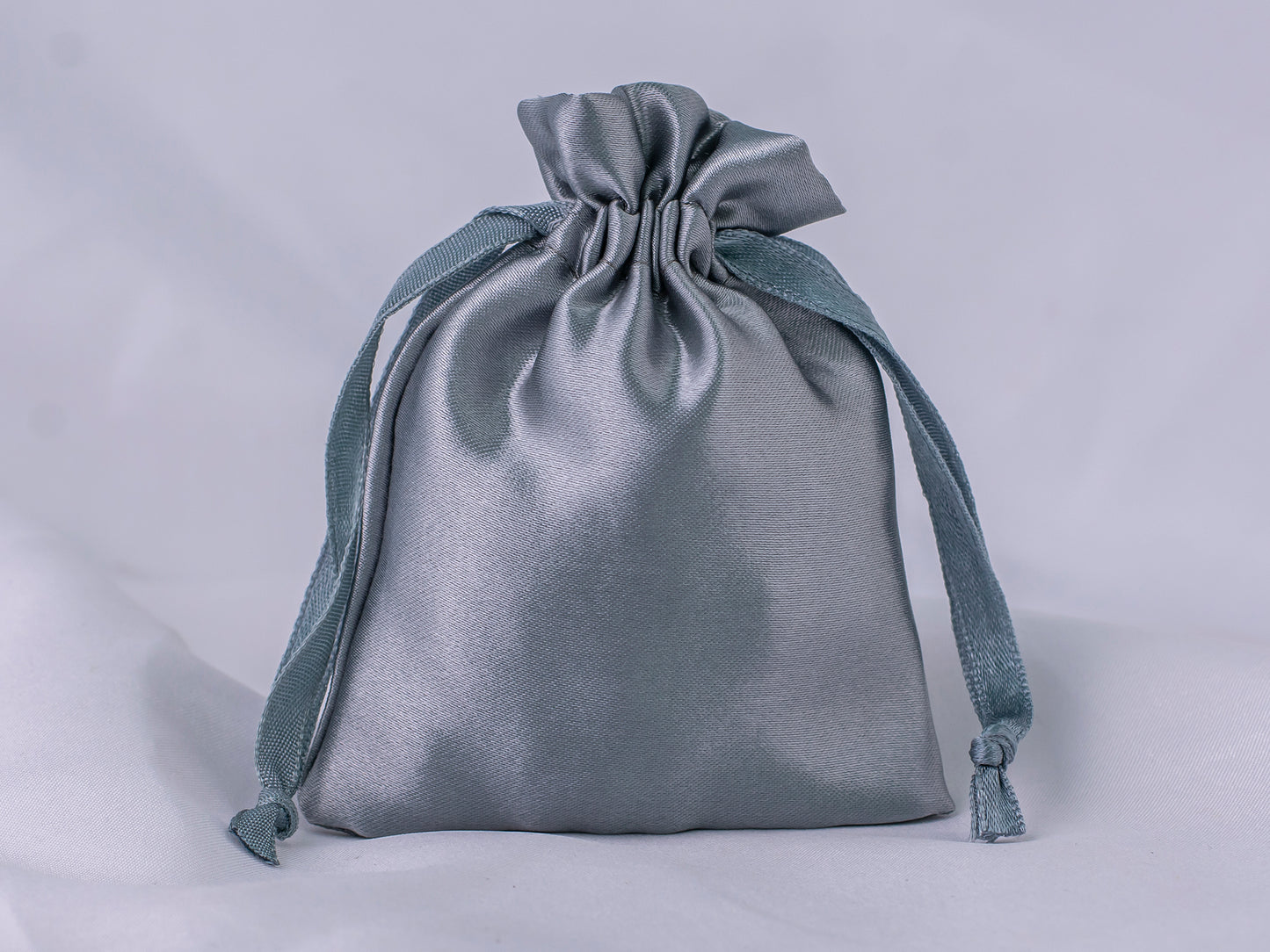 100pcs Satin Drawstring Pouch With Logo in Wholesale & Bulk